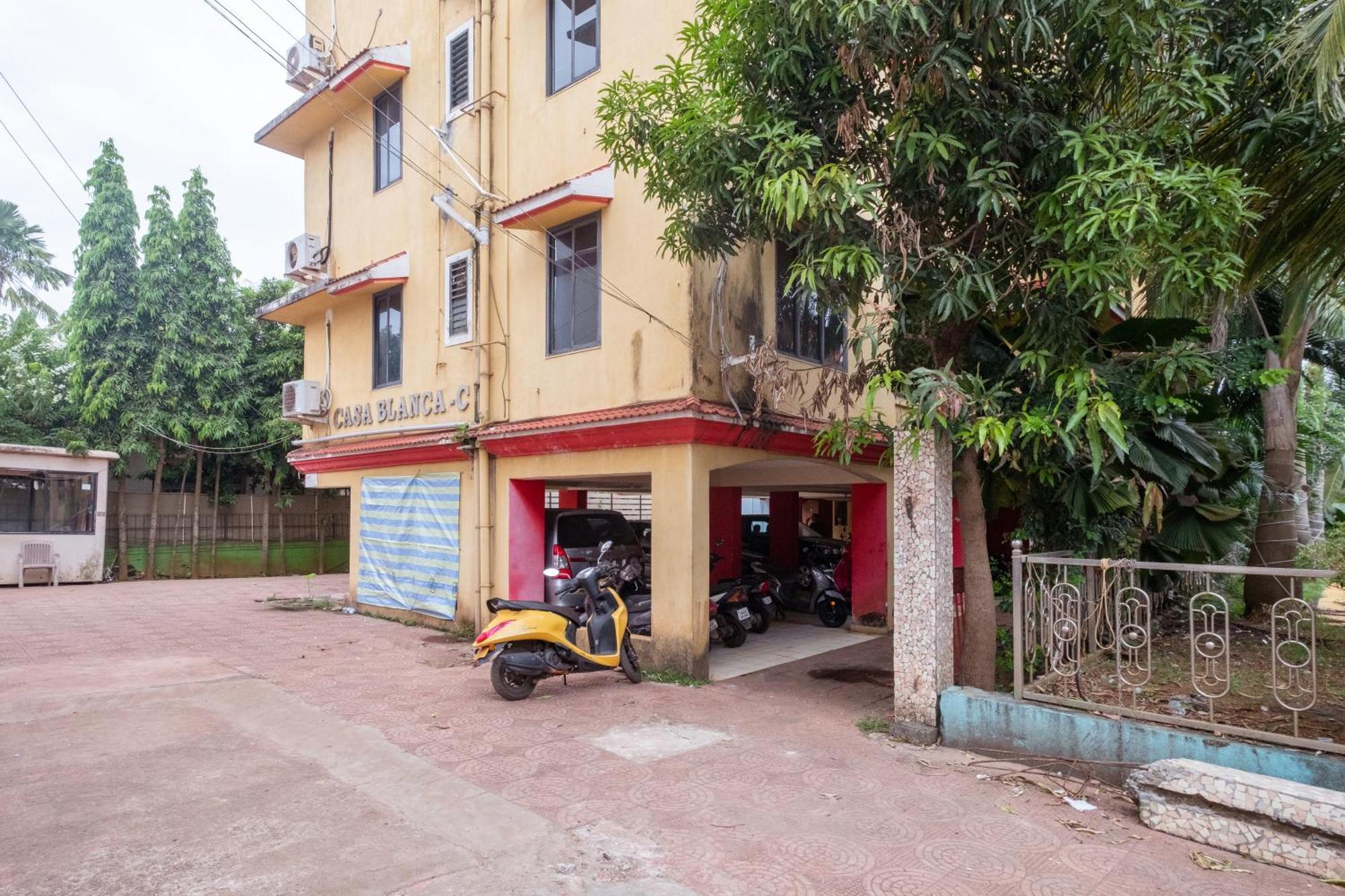 Yoyo Goa, The Apartment Hotel Vagator Exterior photo